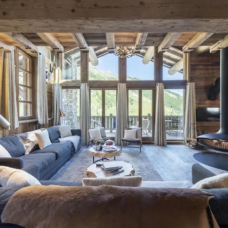 Chalet Grandeur Discover The Charm Of
