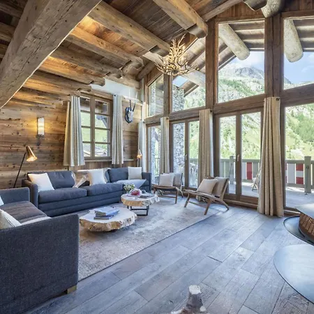 Chalet Grandeur Discover The Charm Of